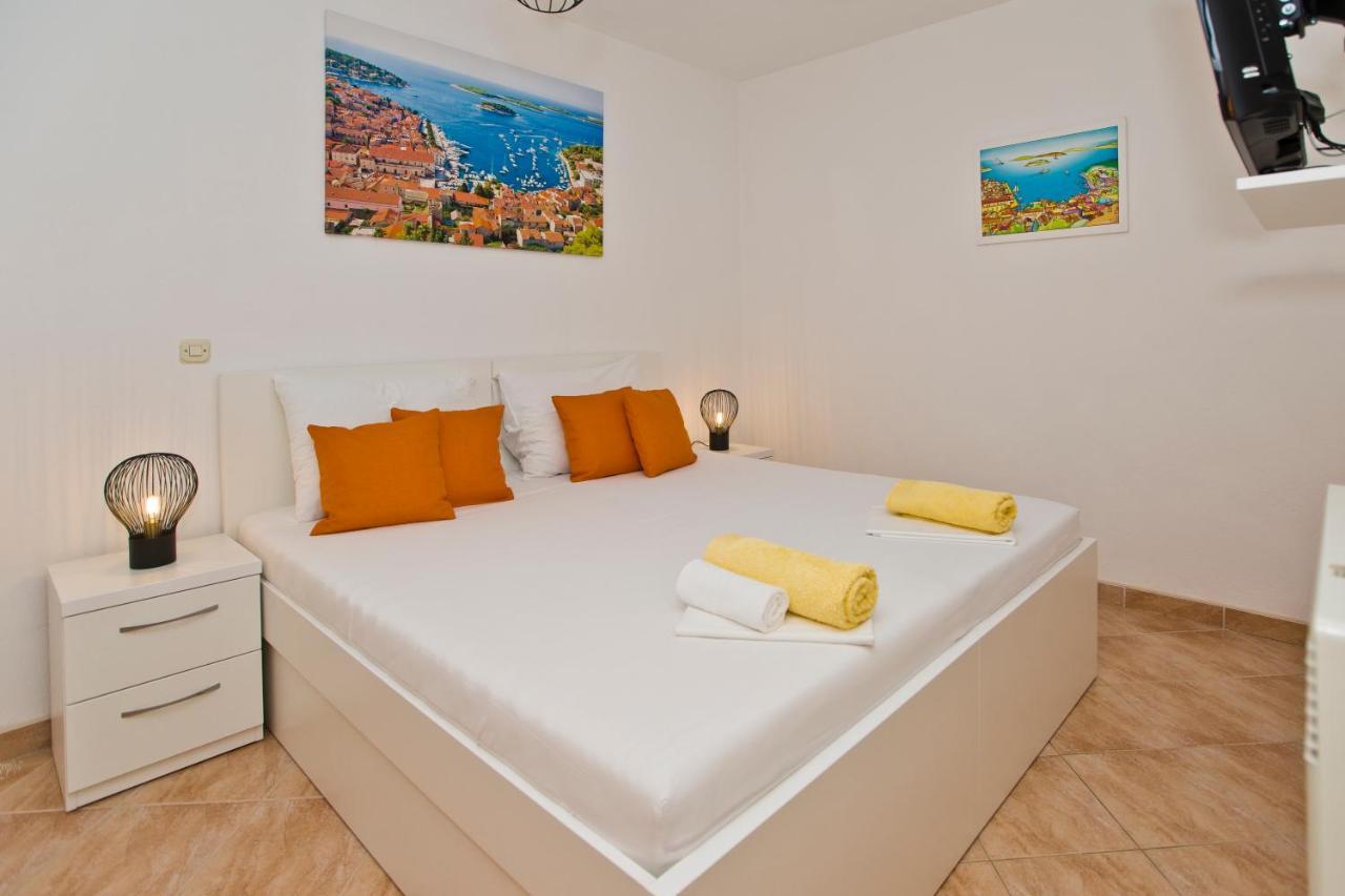 Apartment Zara Hvar Town Extérieur photo