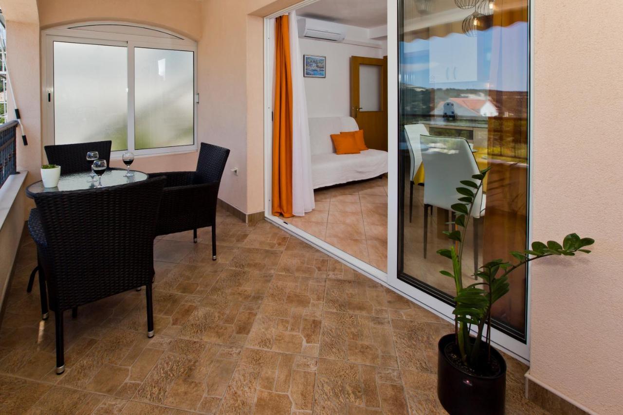 Apartment Zara Hvar Town Extérieur photo